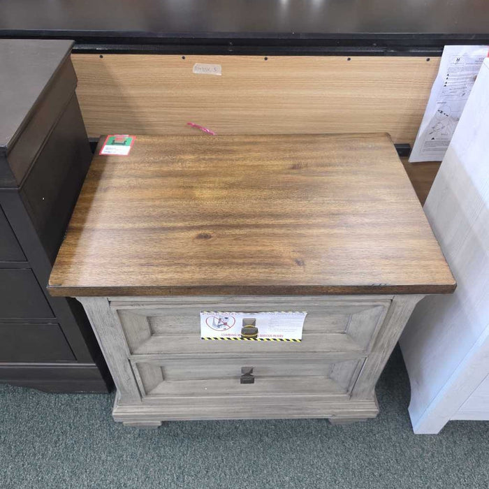 NIGHTSTAND 1305-4