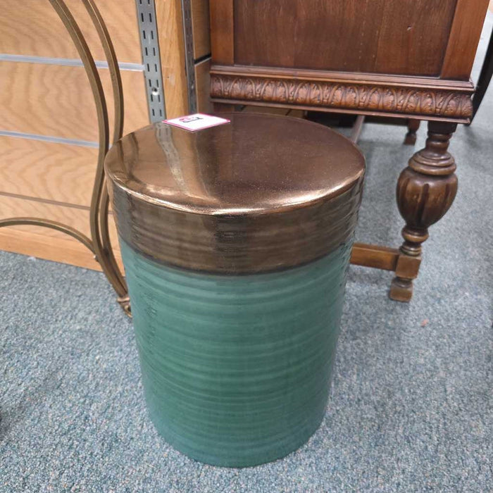 GARDEN STOOL SK