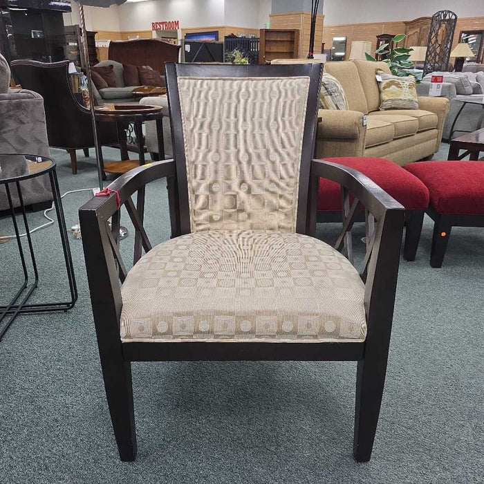ACCENT CHAIR KL