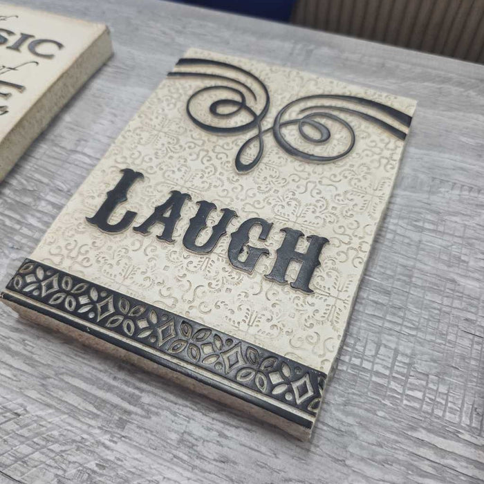 WALL DECOR S
