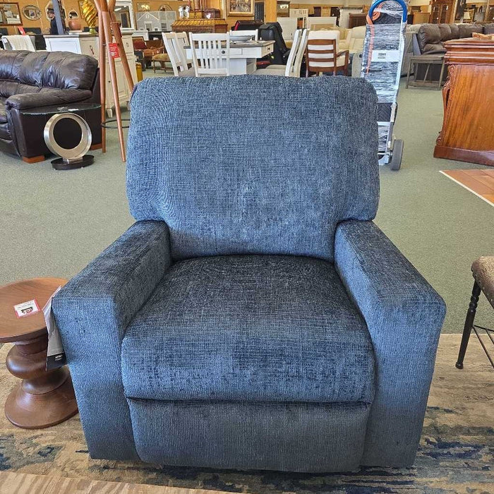AVIMORE ROCKER RECLINER