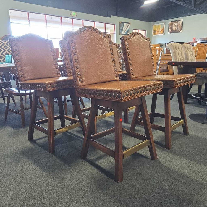 SET OF 5 STOOLS MIH