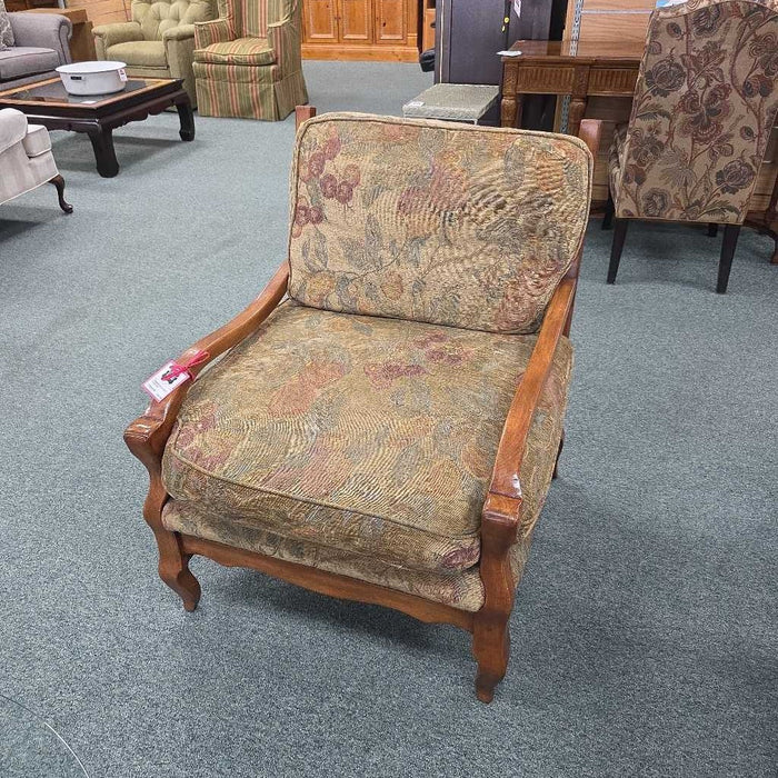 ACCENT CHAIR BHC