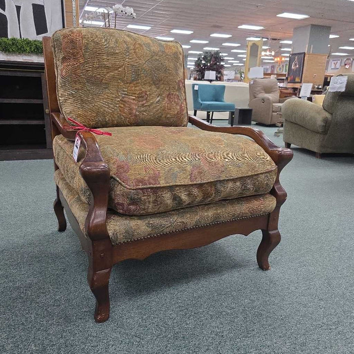 ACCENT CHAIR BHC