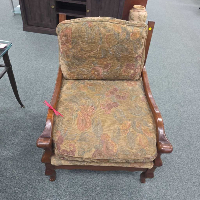 ACCENT CHAIR BHC