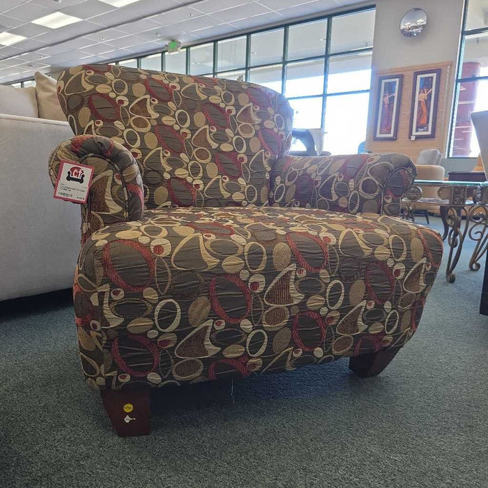 ACCENT CHAIR MI