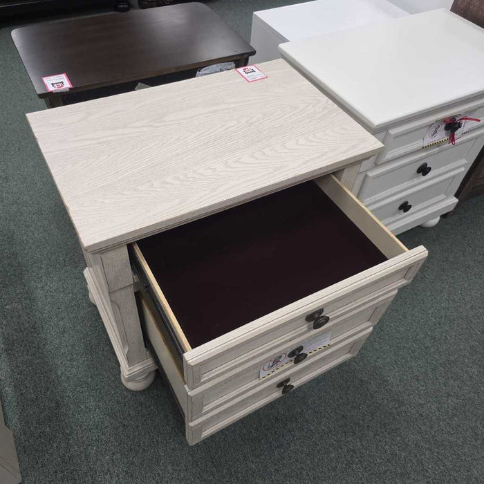 NIGHTSTAND 1616W-4