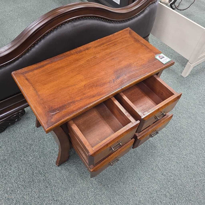 4 DRAWER CHEST OF DRAWERS KL