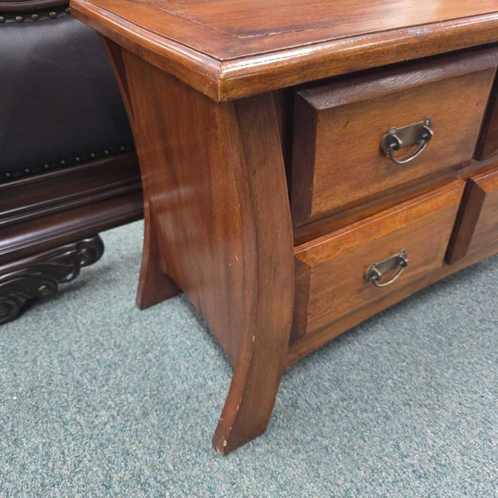 4 DRAWER CHEST OF DRAWERS KL