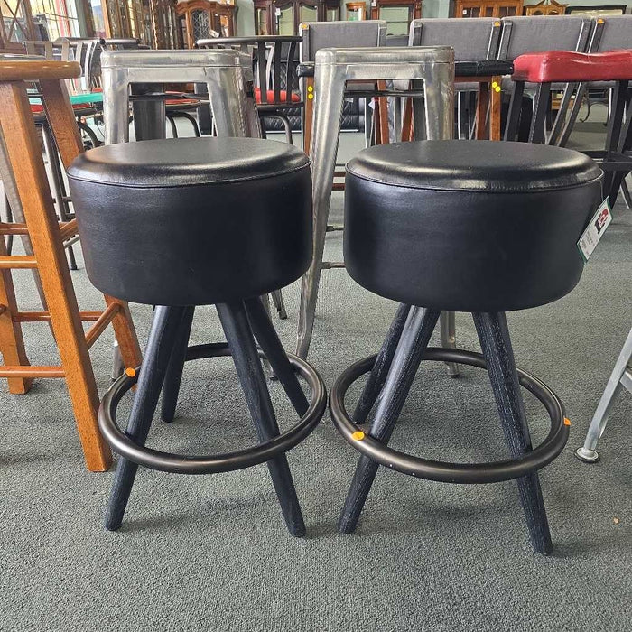 SET OF 2 STOOLS BKS