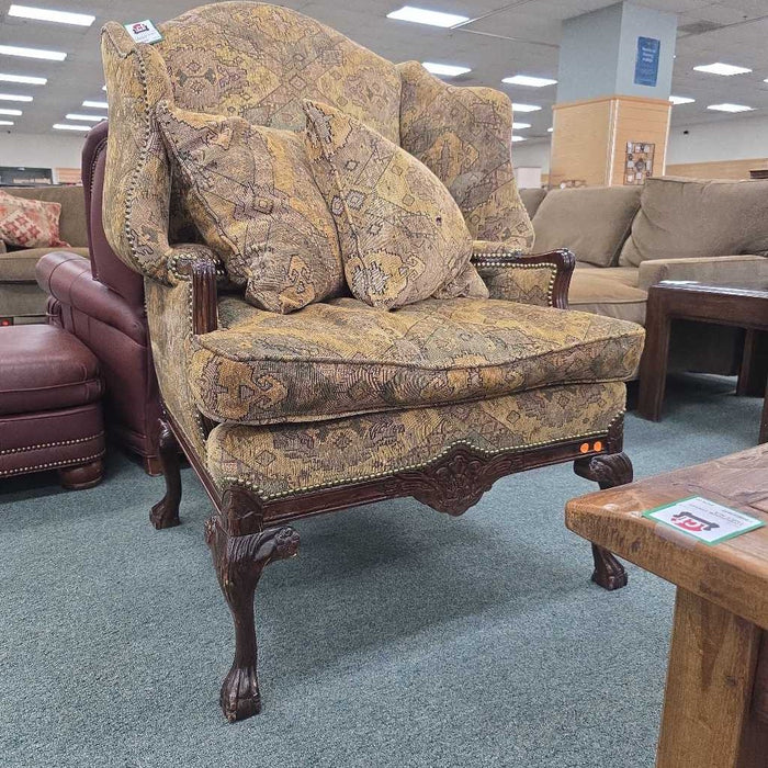 ACCENT CHAIR BTK