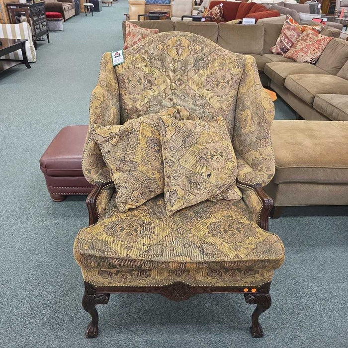 ACCENT CHAIR BTK