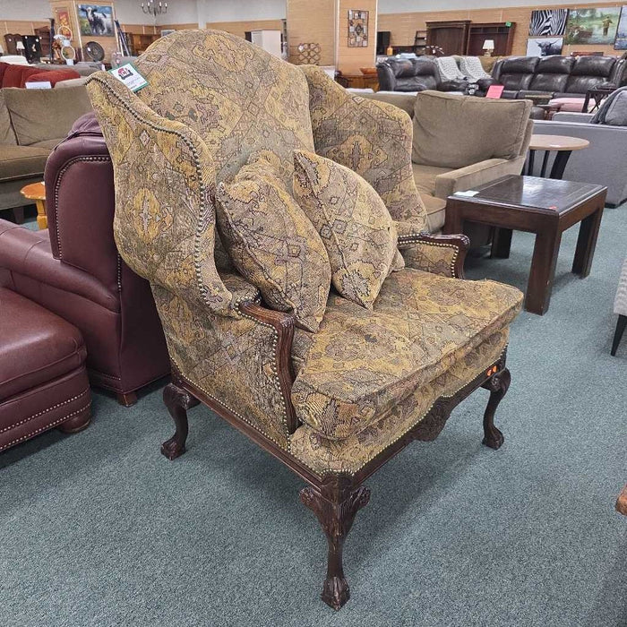 ACCENT CHAIR BTK