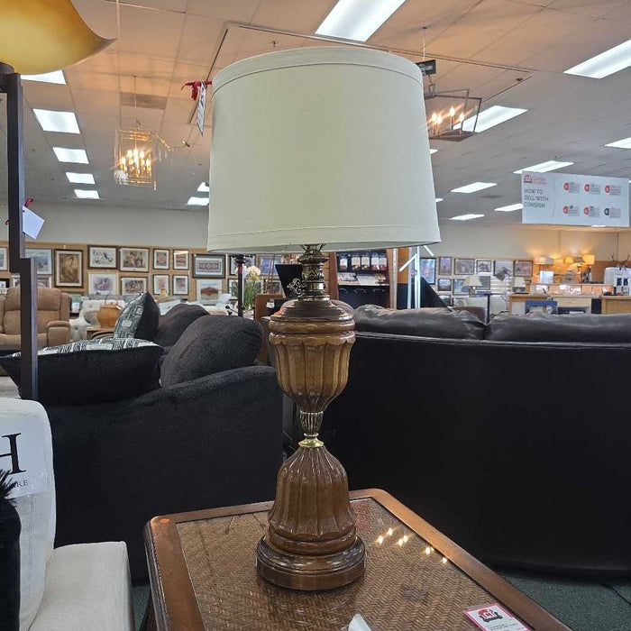 LAMP AT