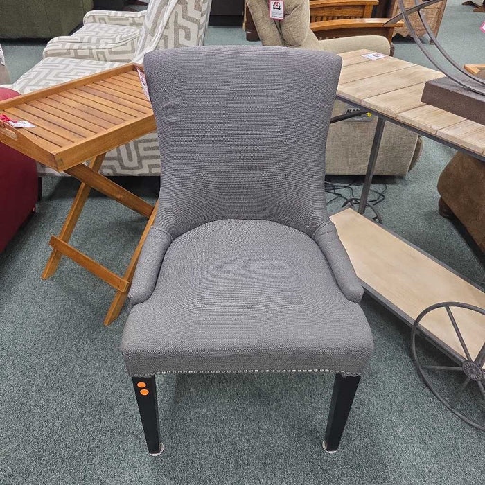 GRAY ACCENT CHAIR KL