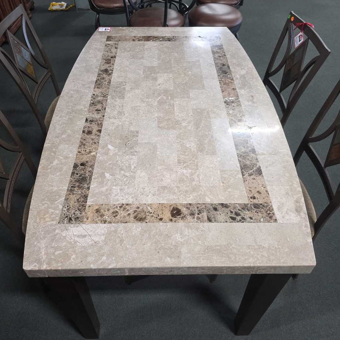 DINING TABLE BTK
