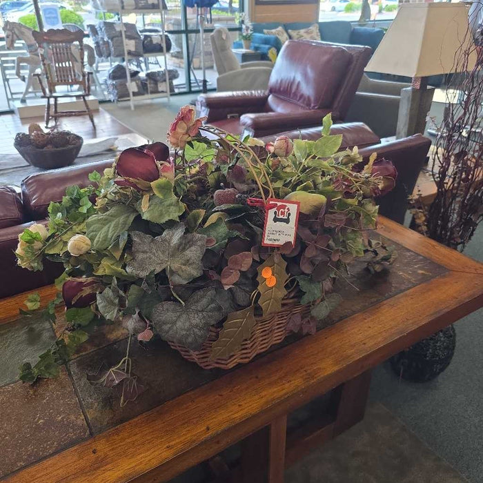 BASKET WITH SILKS BT