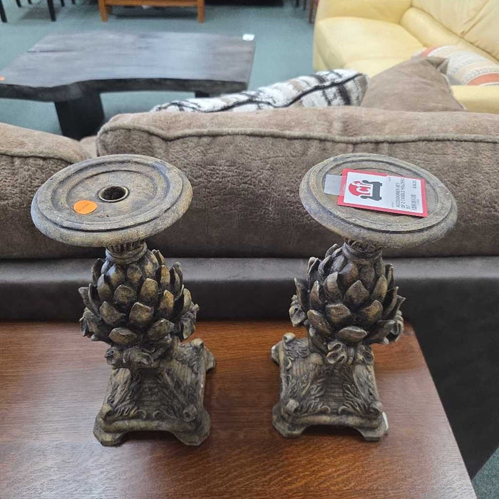 SET OF 2 CANDLE HOLDERS BT