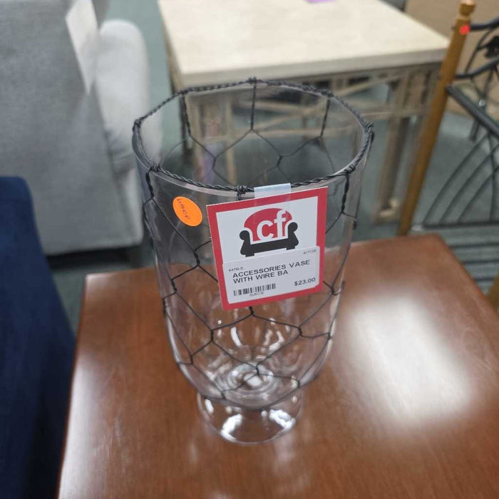 VASE WITH WIRE BA