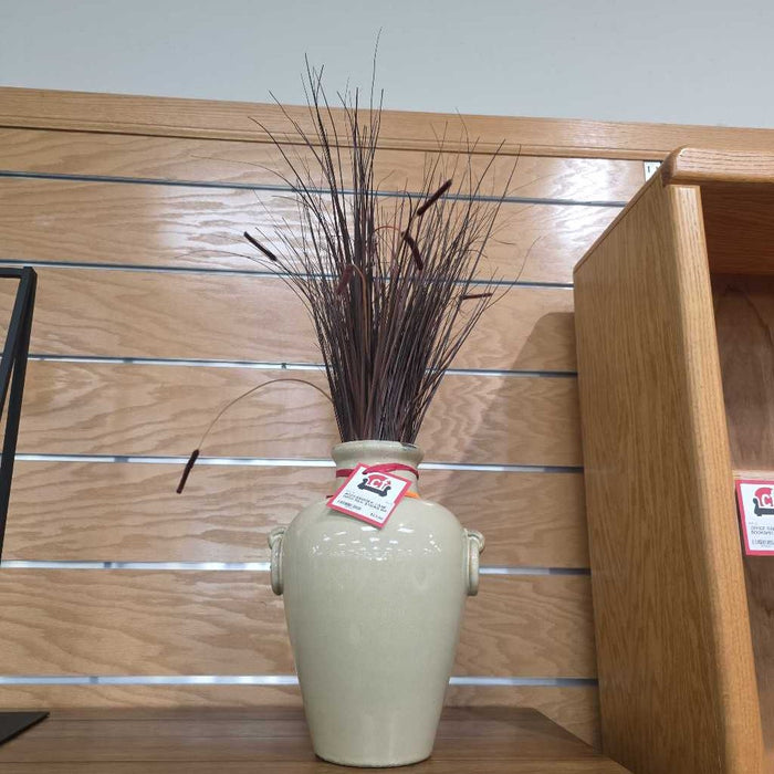 VASE WITH SILK STICKS BA
