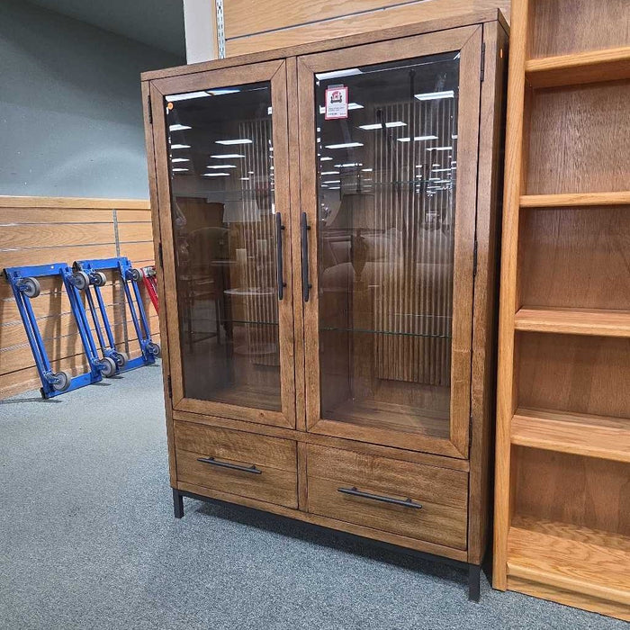 CURIO CABINET ATH