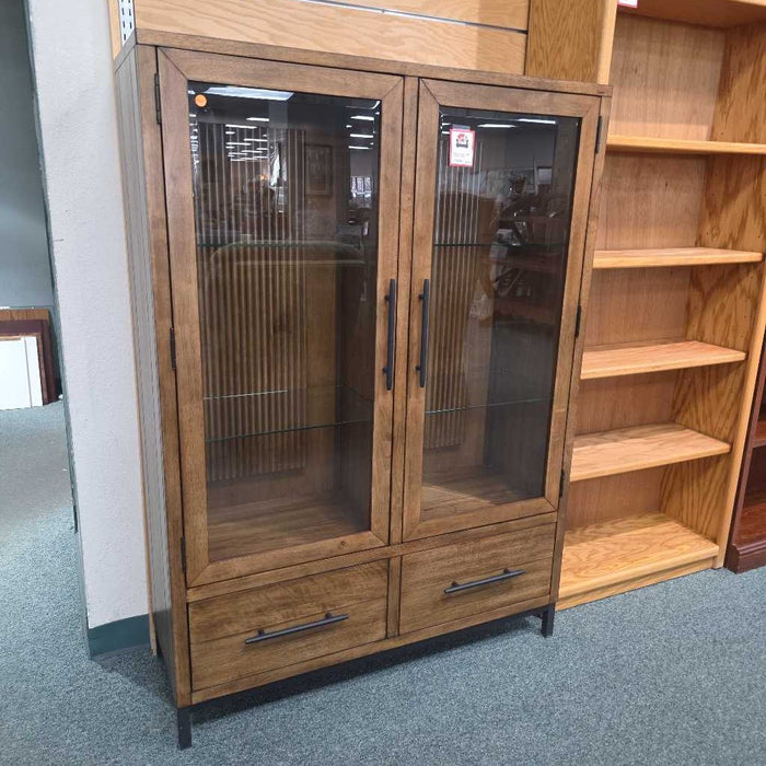 CURIO CABINET ATH