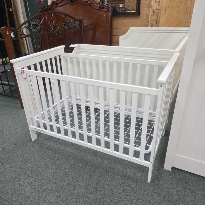 WHITE CRIB BHC