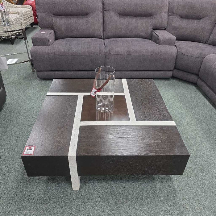 LEXINGTON COFFEE TABLE KLH