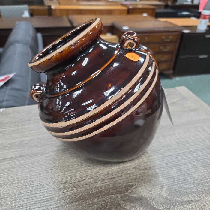 LEANING POT BA