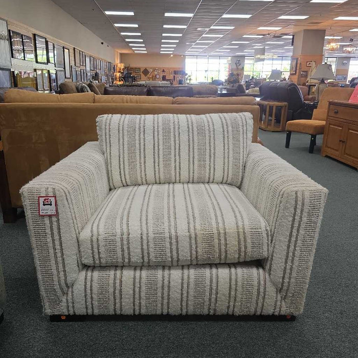 BERNHARDT CHAIR LSH