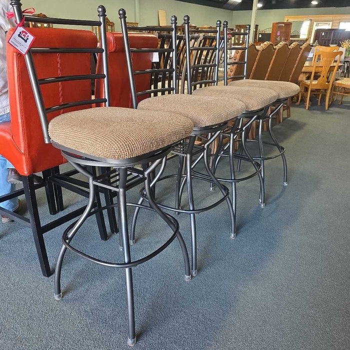 SET OF 4 STOOLS LHI