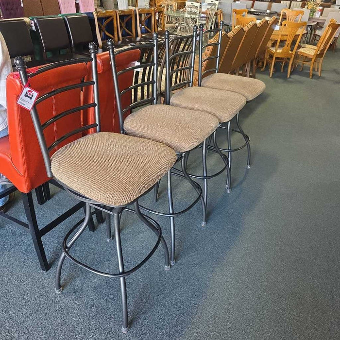 SET OF 4 STOOLS LHI