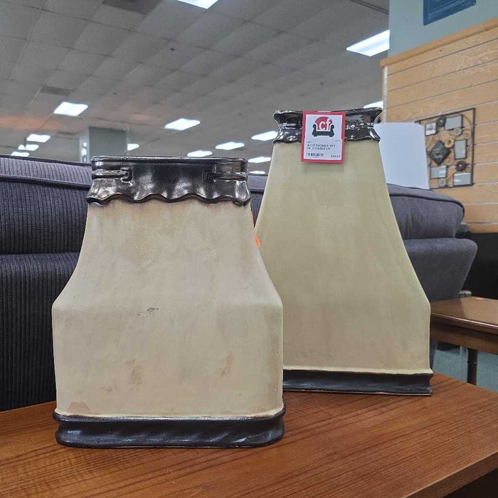 SET OF 2 VASES LS