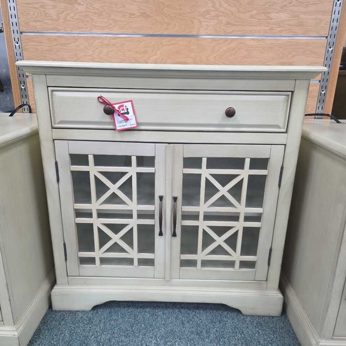 ENTRY CABINET BBM