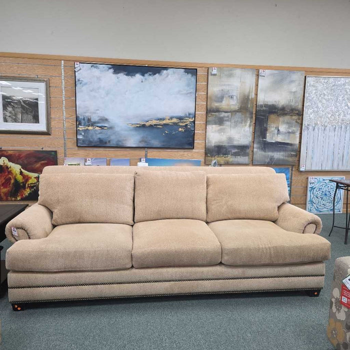 TAN SOFA KLH