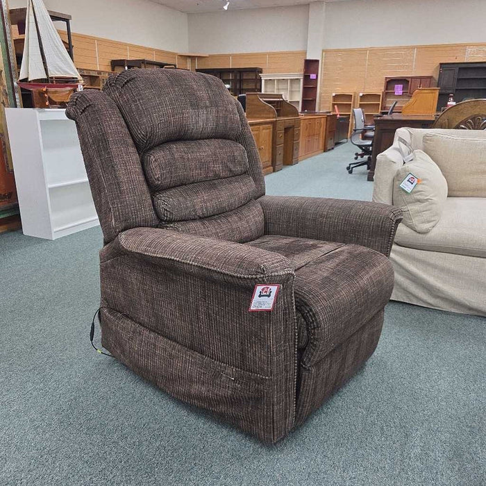 LIFT RECLINER WITH HEAT AND MASSAGE ATH