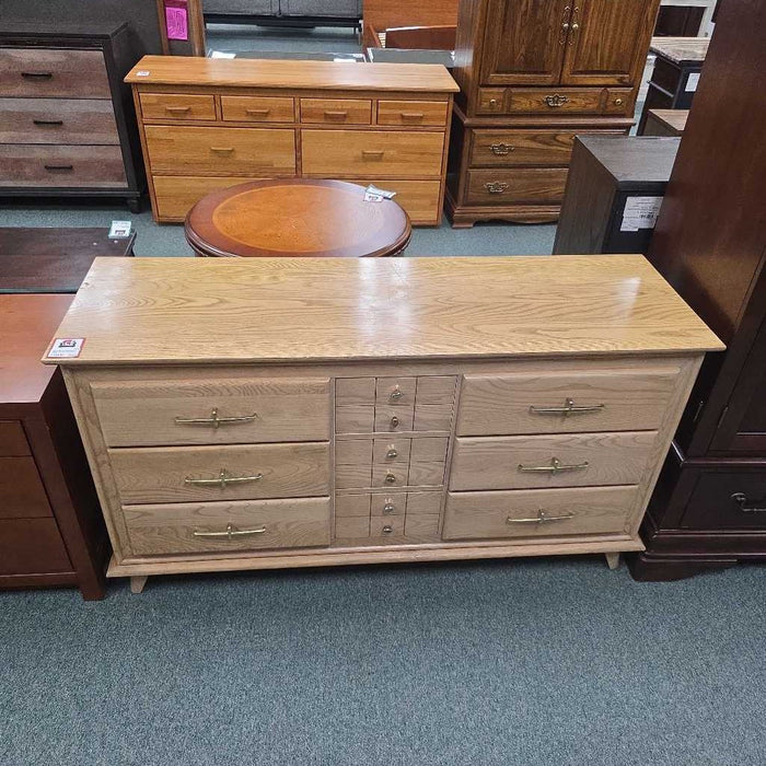 DRESSER BCA