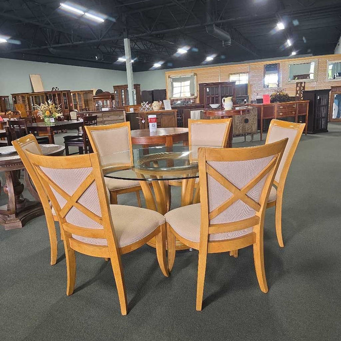 TABLE WITH 6 CHAIRS CKK