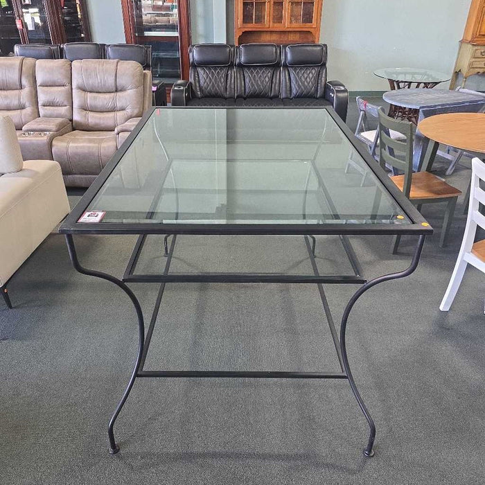 PUB TABLE BAH