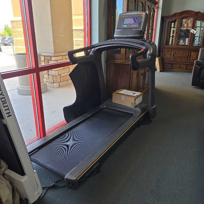 TREADMILL WITH FLOOR MATS ATH