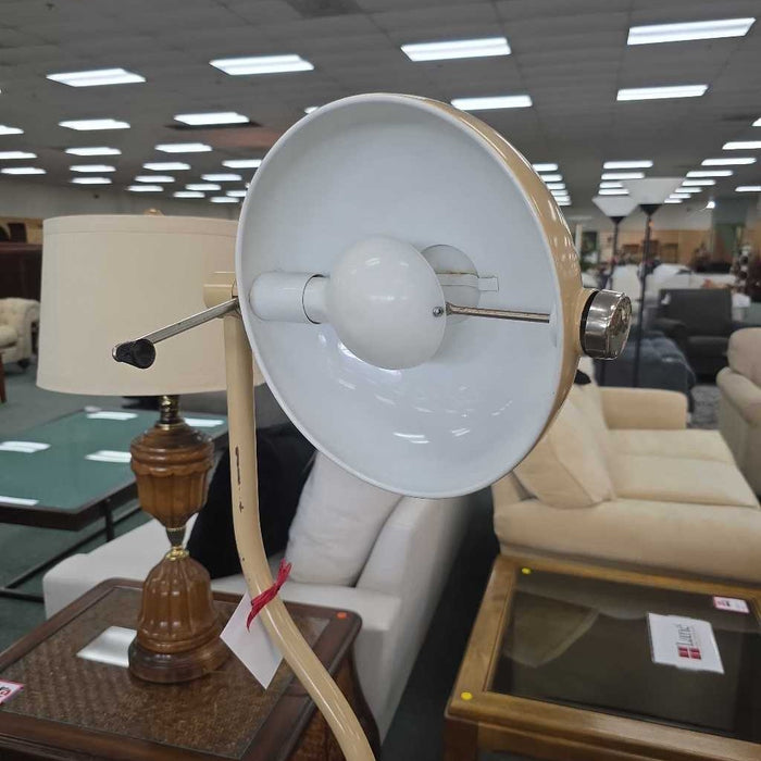 FLOOR LAMP BBM