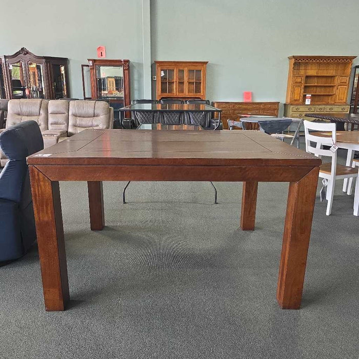 TABLE WITHT LEAF BST