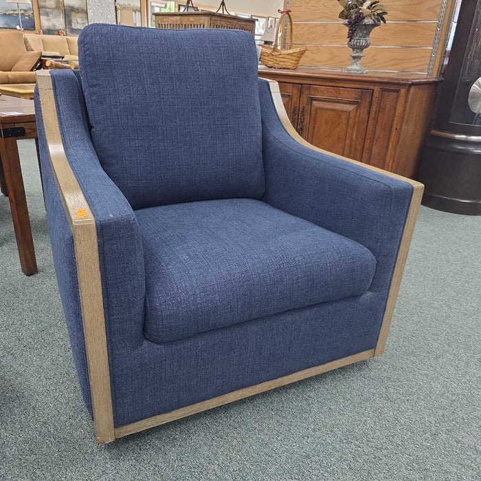 BLUE SWIVEL CHAIR BTK