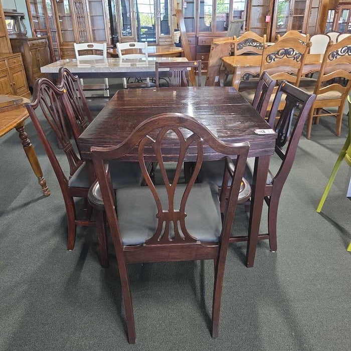 TABLE WITH 6 CHAIRS BAH