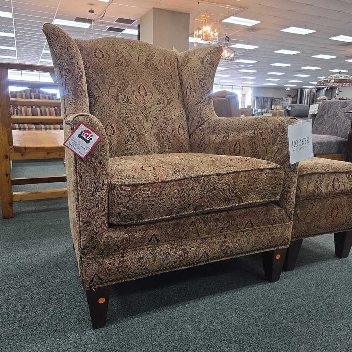 HOOKER CHAIR WITH OTTOMAN LHC
