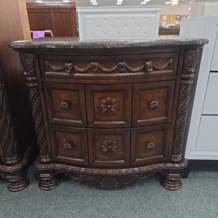 NIGHTSTAND BST
