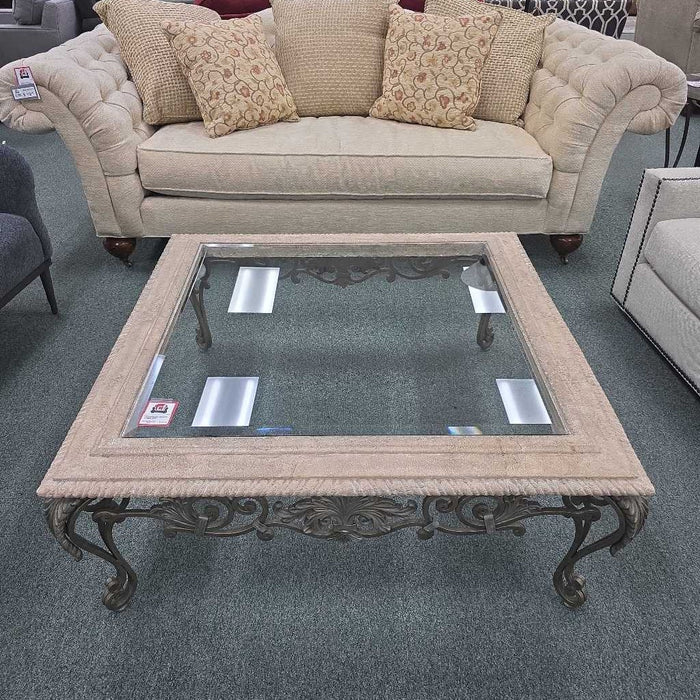 COFFEE TABLE BST