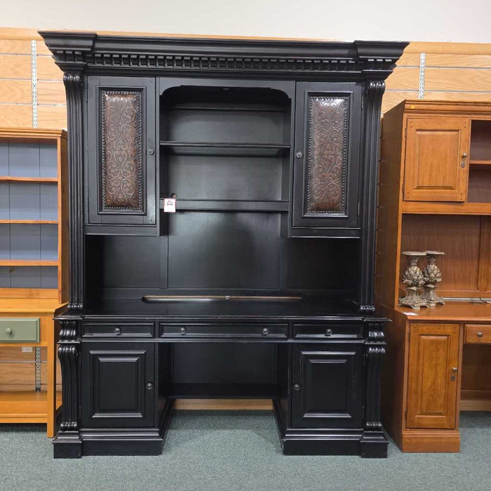 HOOKER DESK WITH HUTCH ATH
