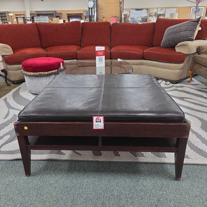 BERNHARDT COFFEE TABLE OTTOMAN BAH