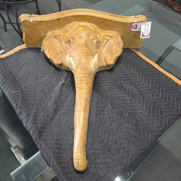 ELEPHANT ENTRY TABLE ALK